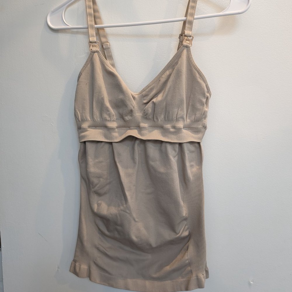 *Gently Used* Nom Nursing + Pumping Seamless Tank (S/M)